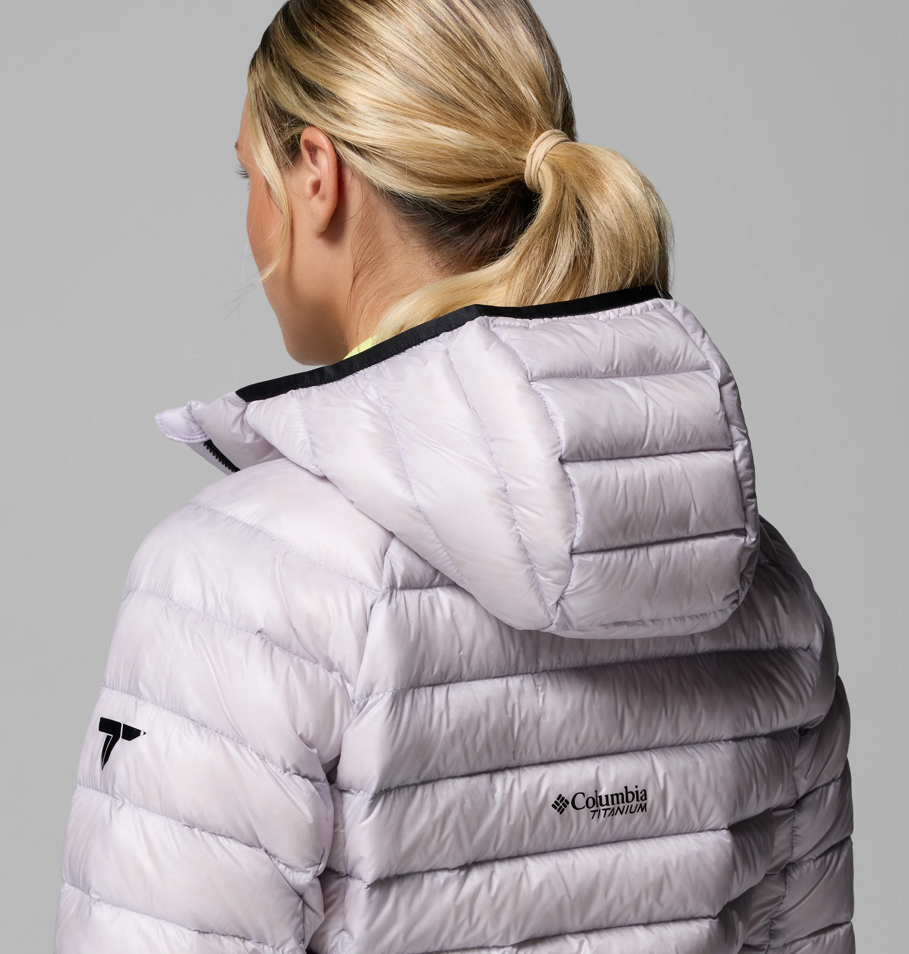 Arctic Crest Down Hooded - Image 10