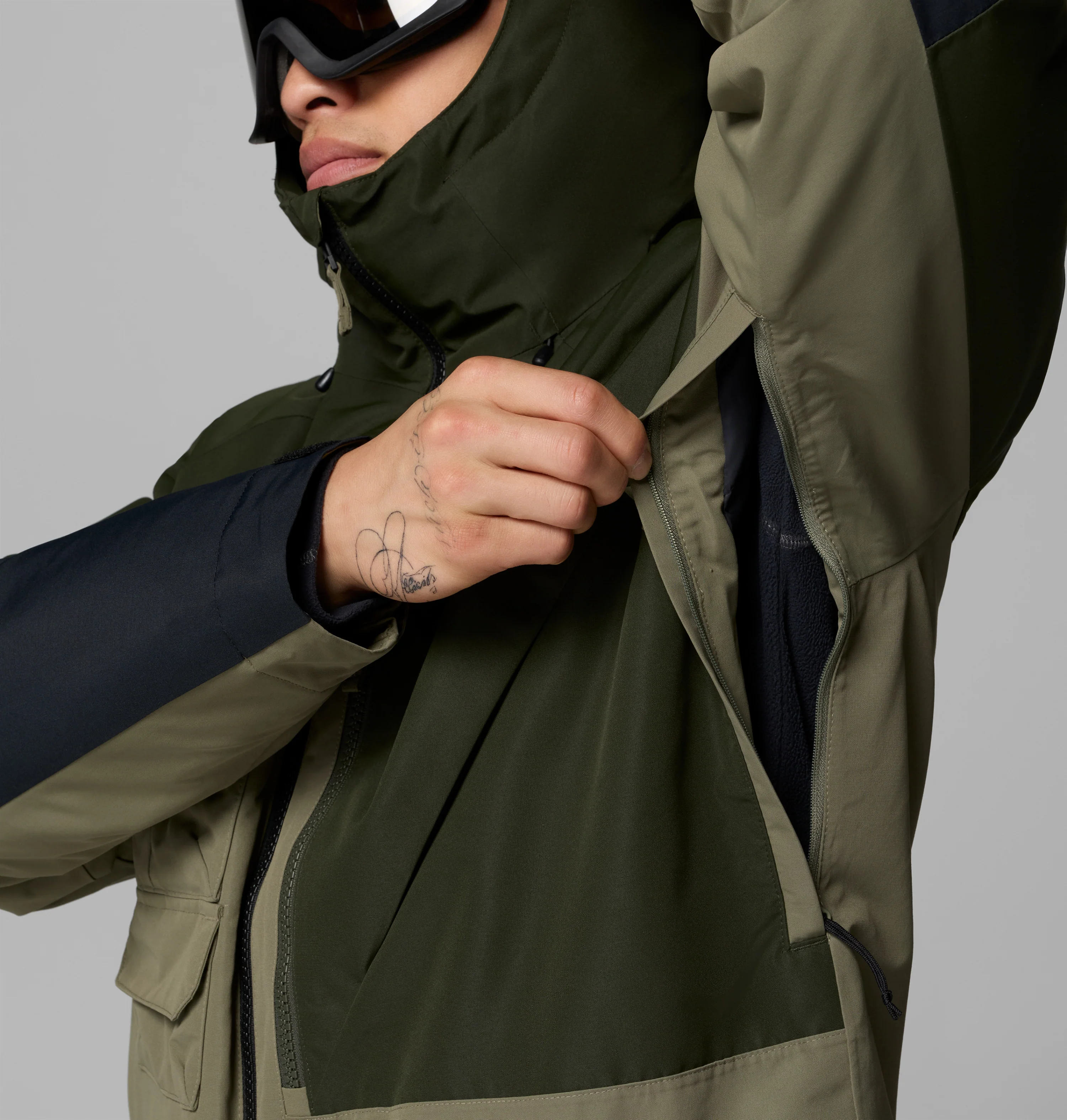 Coreshot Jacket - Image 5
